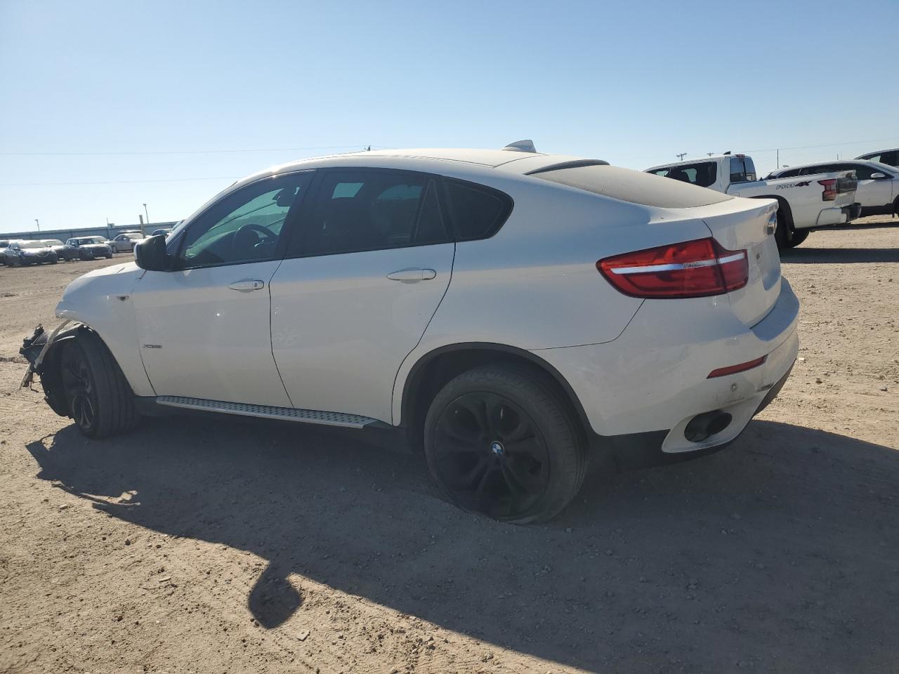 2014 BMW X6 - Image 2