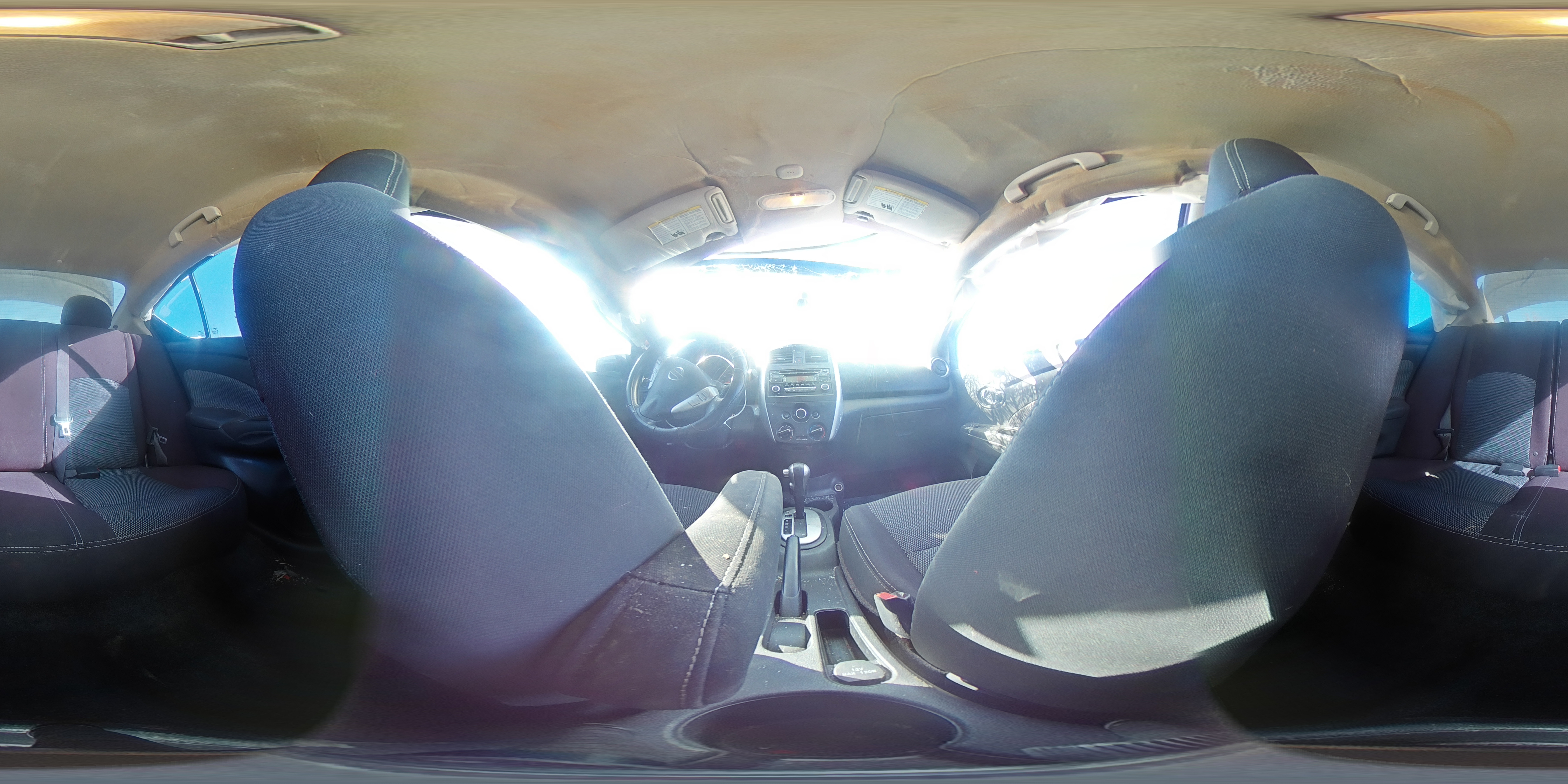 2017 Nissan Versa - Image 12