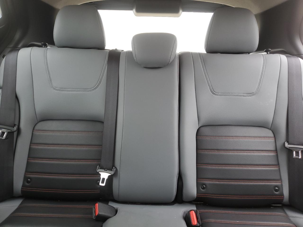 2024 Nissan Kicks - Image 10