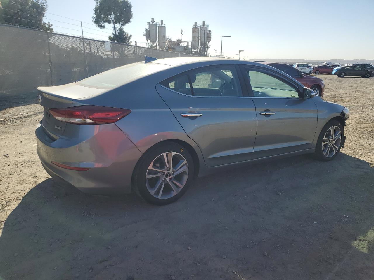 VIN KMHD84LF1HU268217 2017 HYUNDAI ELANTRA no.3