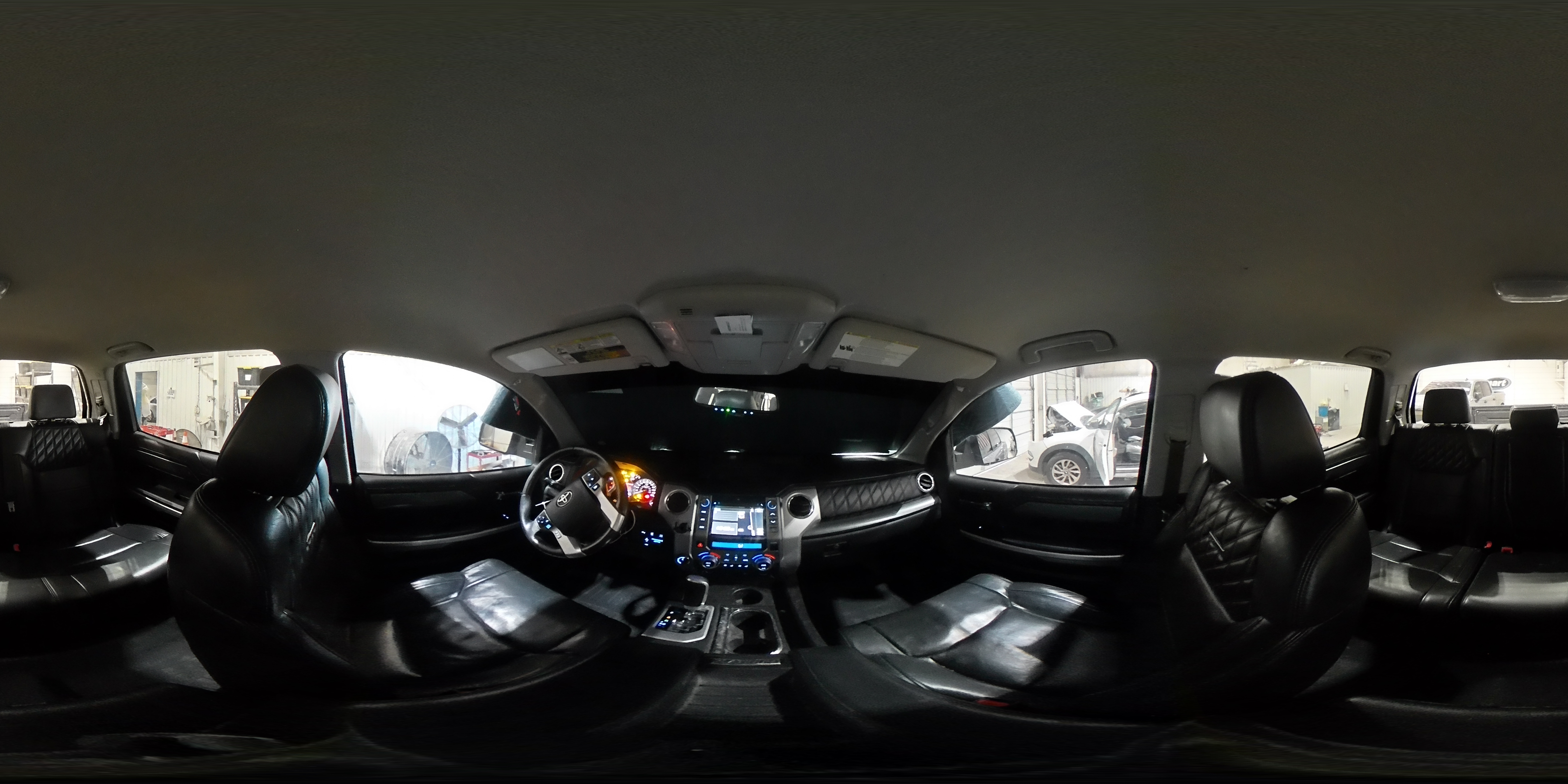 2017 Toyota Tundra - Image 13