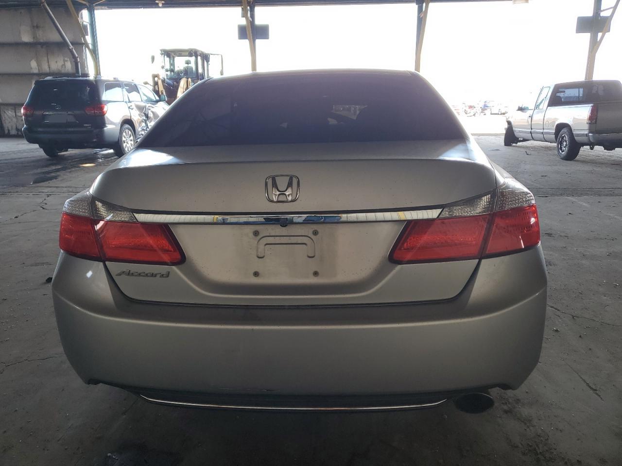 2013 Honda Accord - Image 6