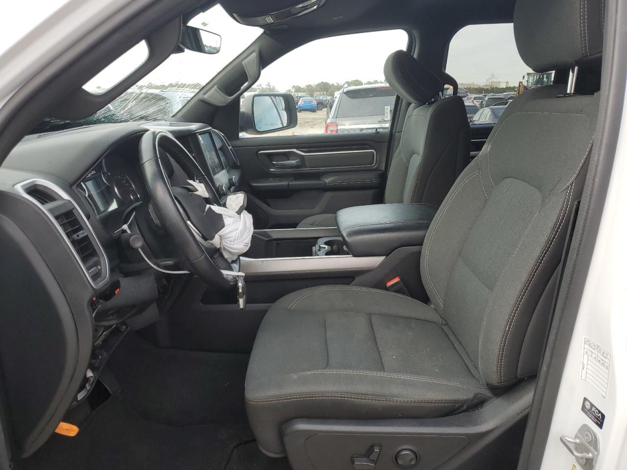 2022 RAM 1500 - Image 7