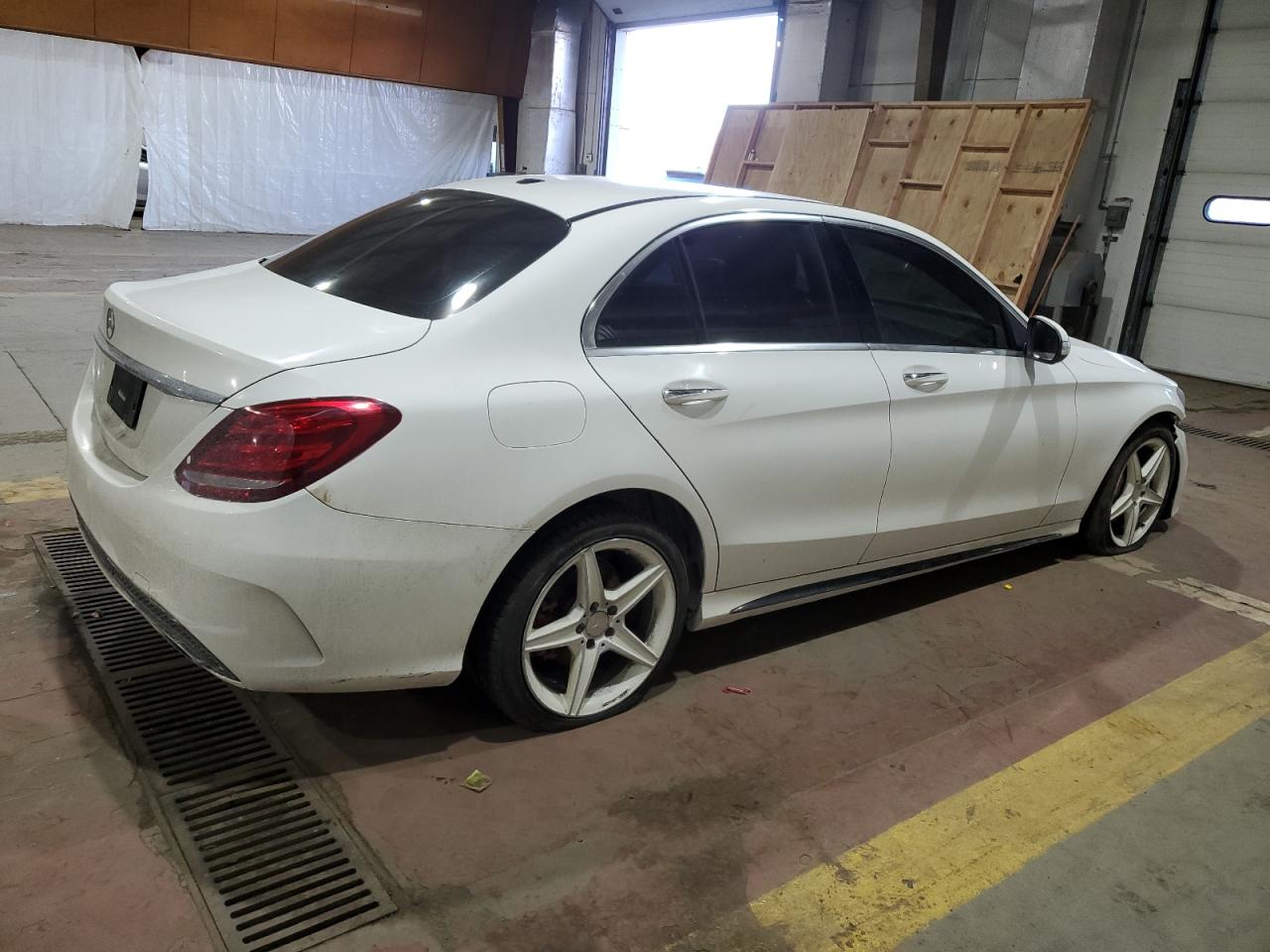 2015 Mercedes-Benz C-klasse - Image 3