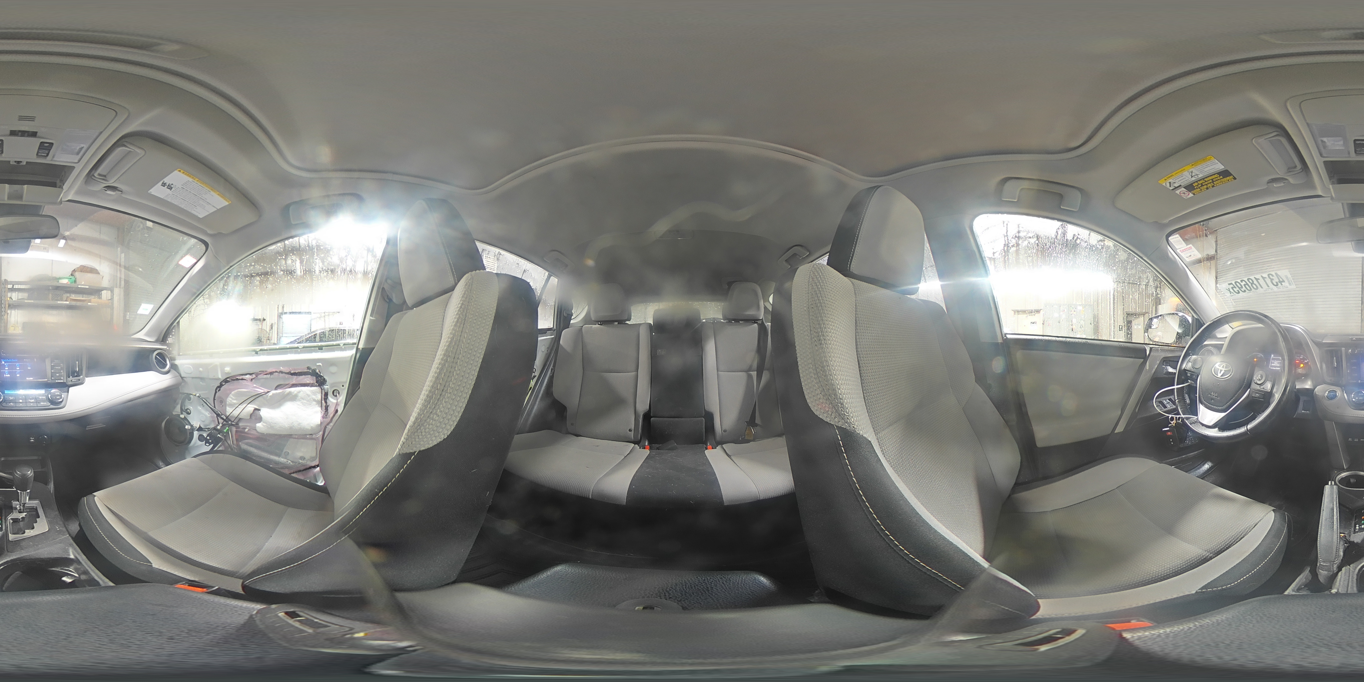 2017 Toyota RAV 4 - Image 15