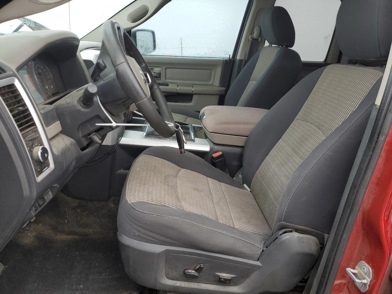 2010 Dodge RAM - Image 7
