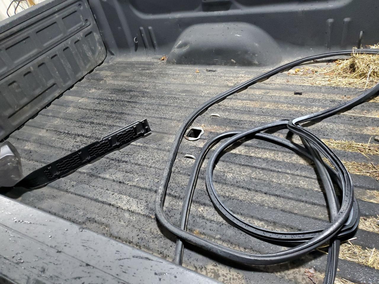 2017 Chevrolet Silverado - Image 12