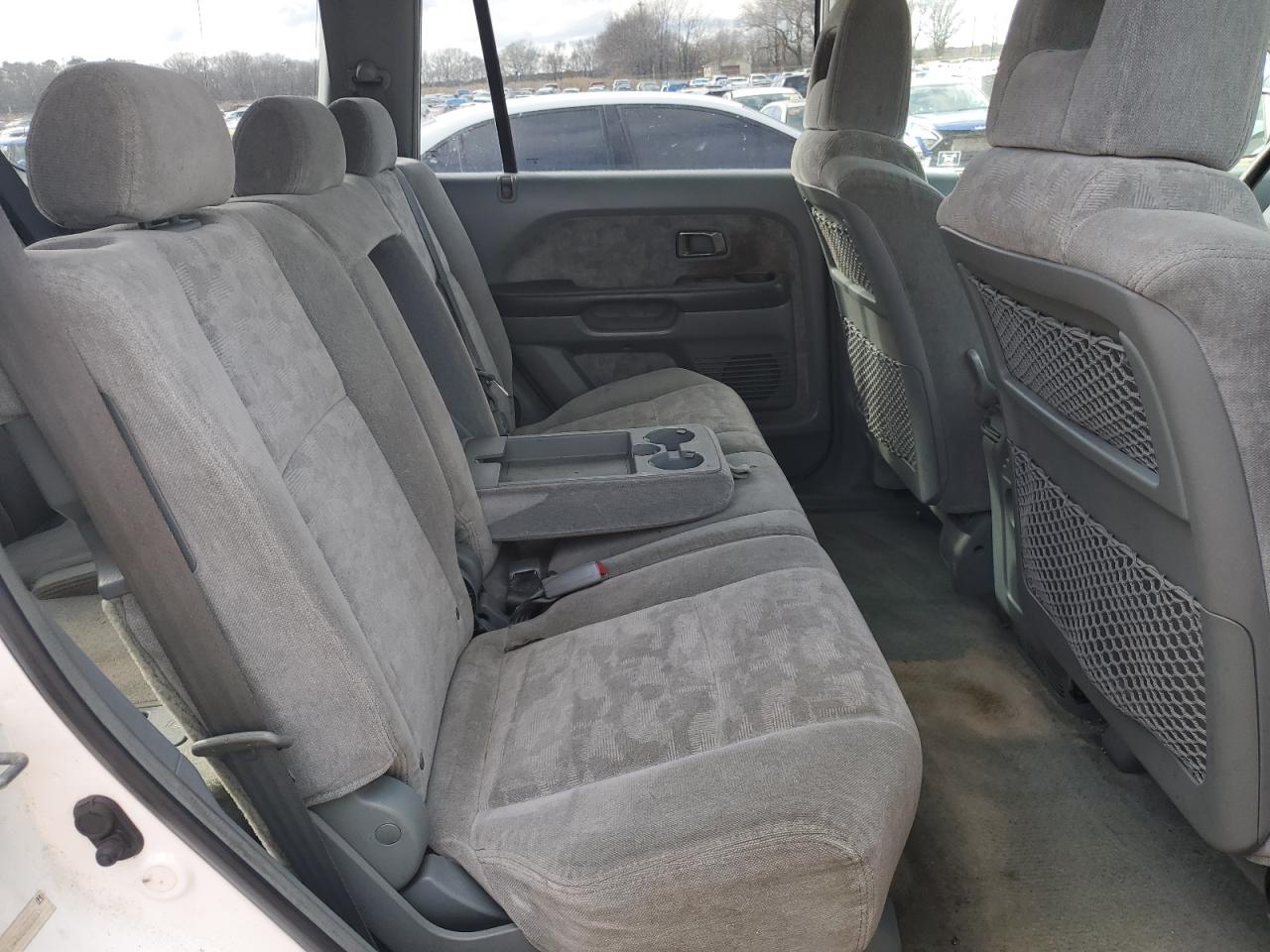 2003 Honda Pilot - Image 10