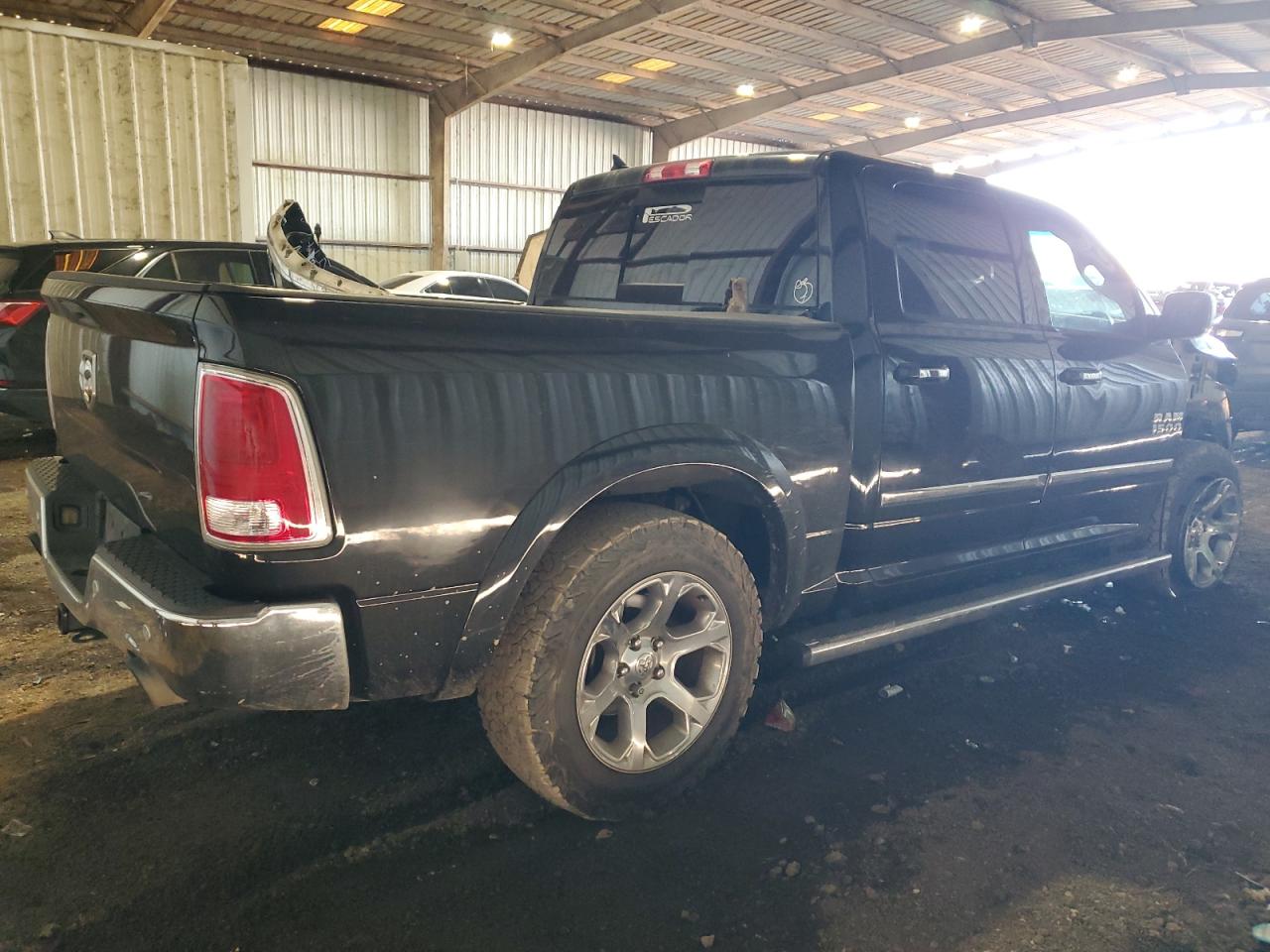 2016 RAM 1500 - Image 3