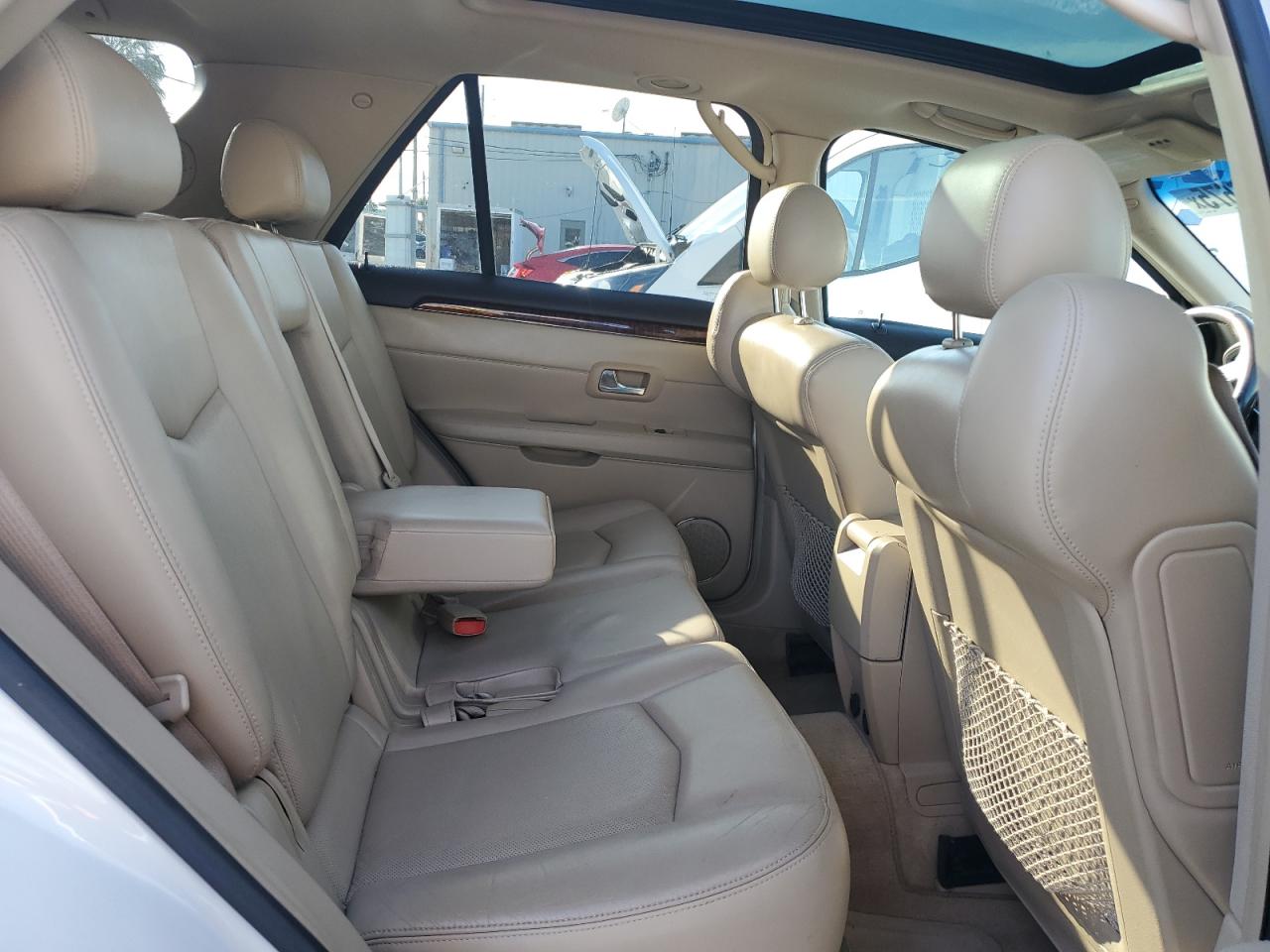 2009 Cadillac SRX - Image 11