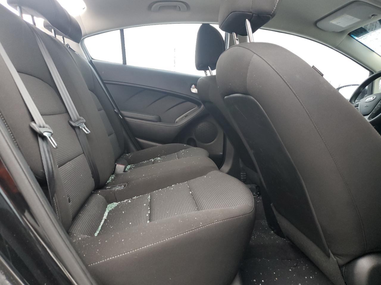 2018 Kia Forte - Image 10