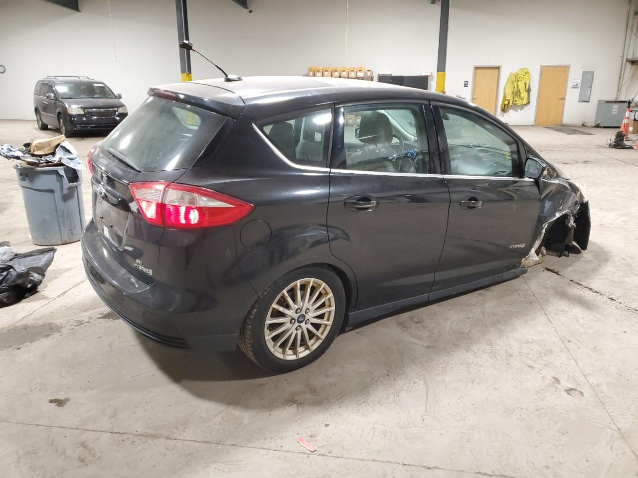 VIN 1FADP5BU2FL111060 2015 FORD CMAX no.3