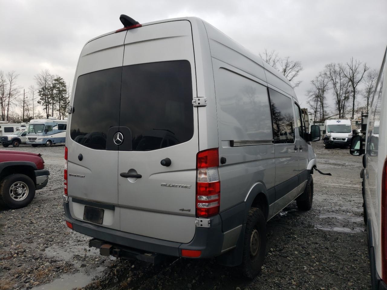 2016 Mercedes-Benz Sprinter - Image 3