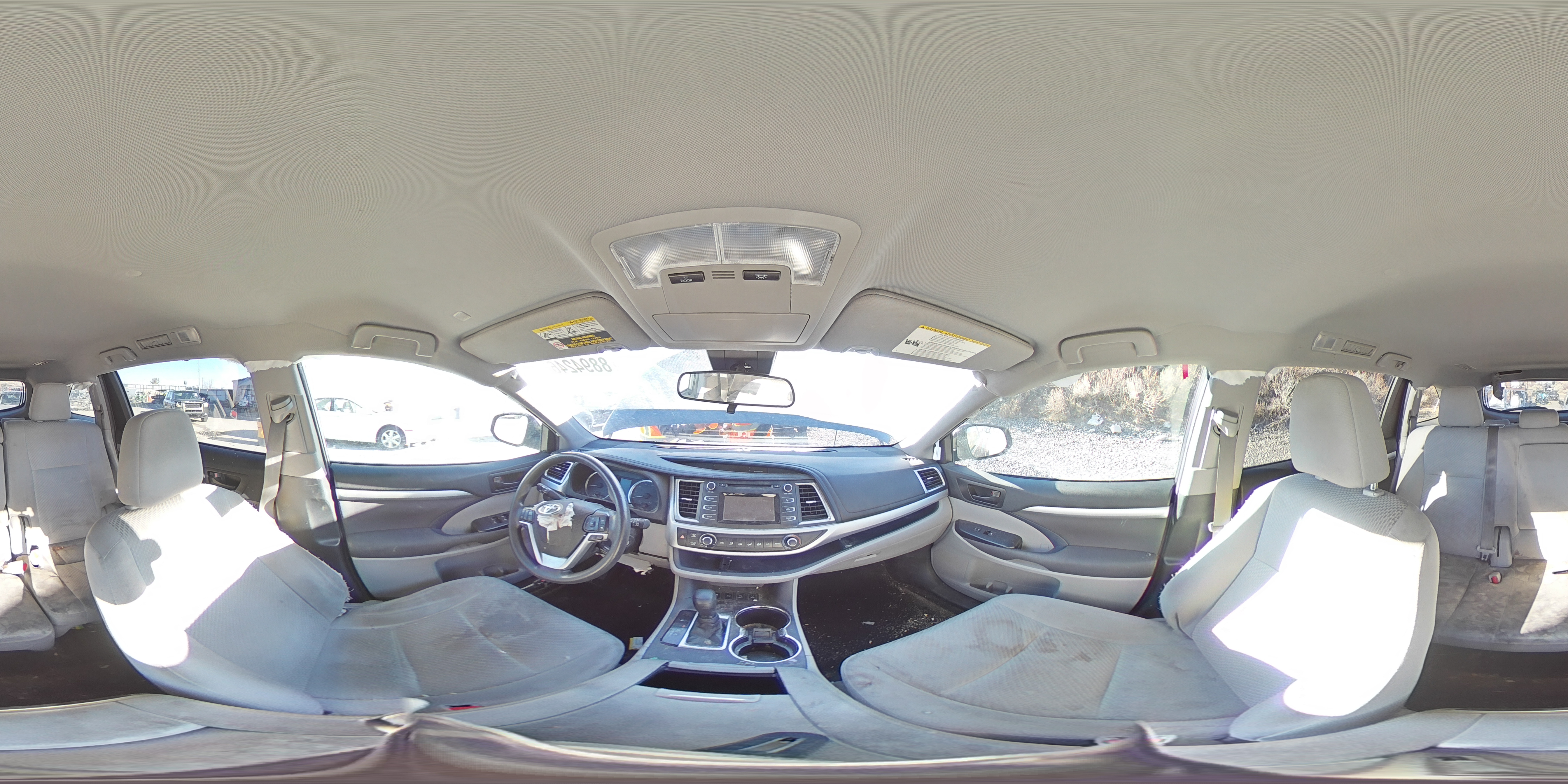 2019 Toyota Highlander - Image 15