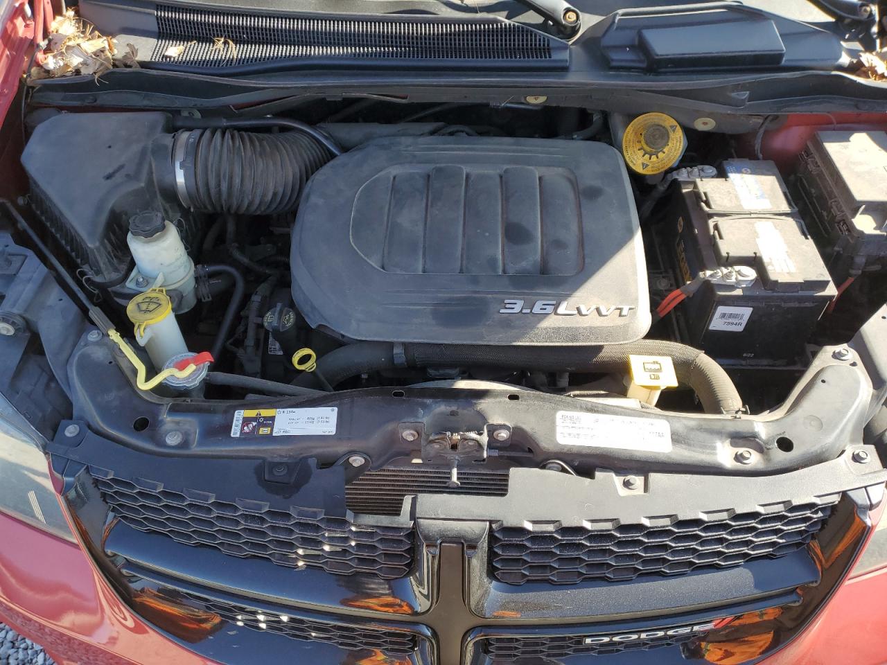 2015 Dodge Caravan - Image 12