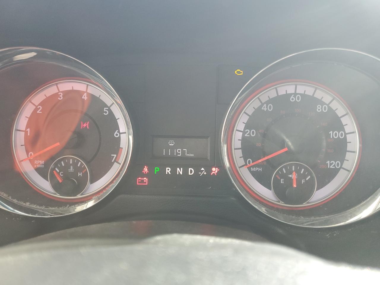2020 Dodge Caravan - Image 9