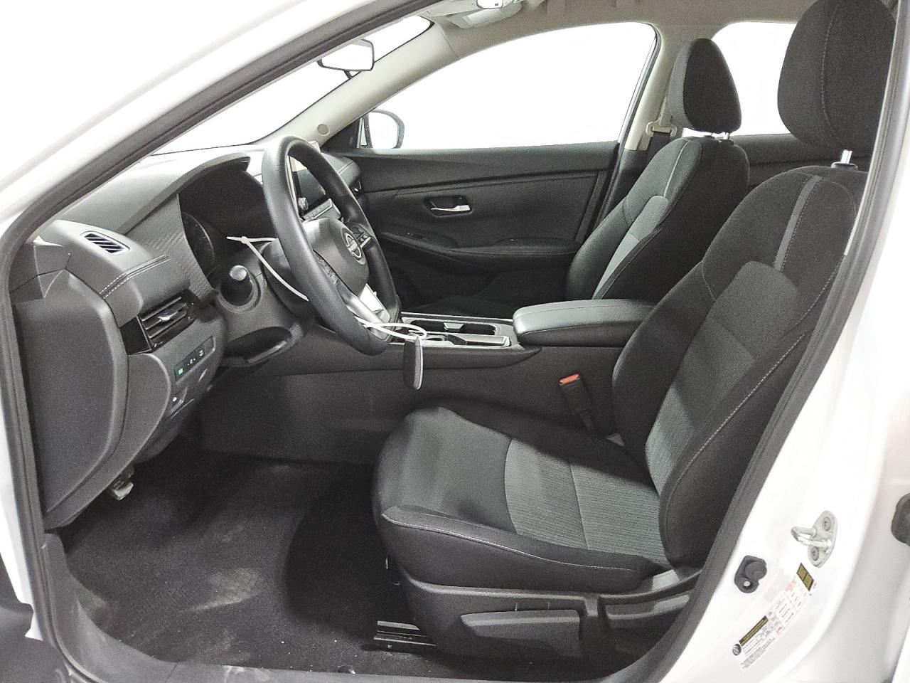 2024 Nissan Sentra - Image 7