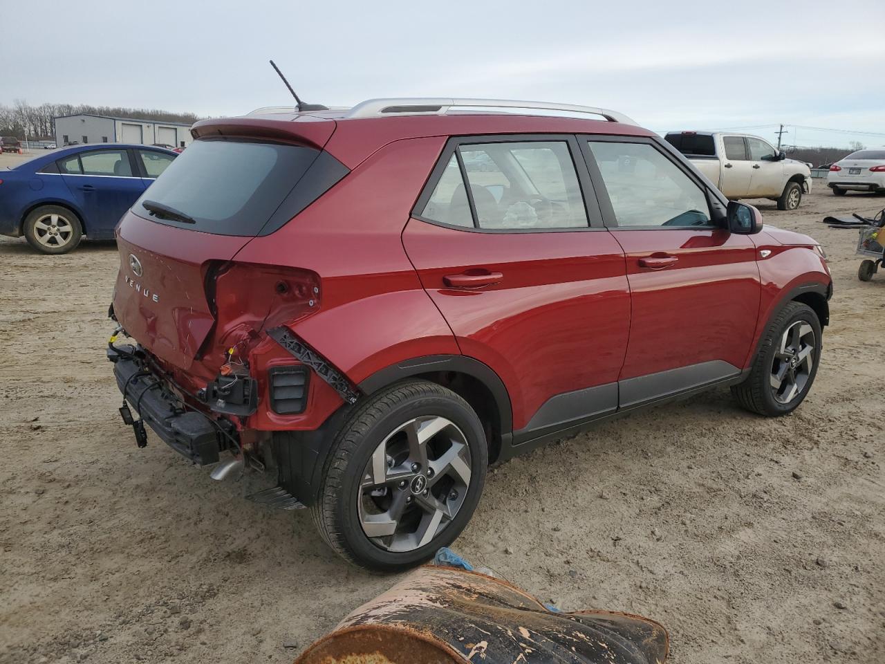 2024 Hyundai Venue - Image 3