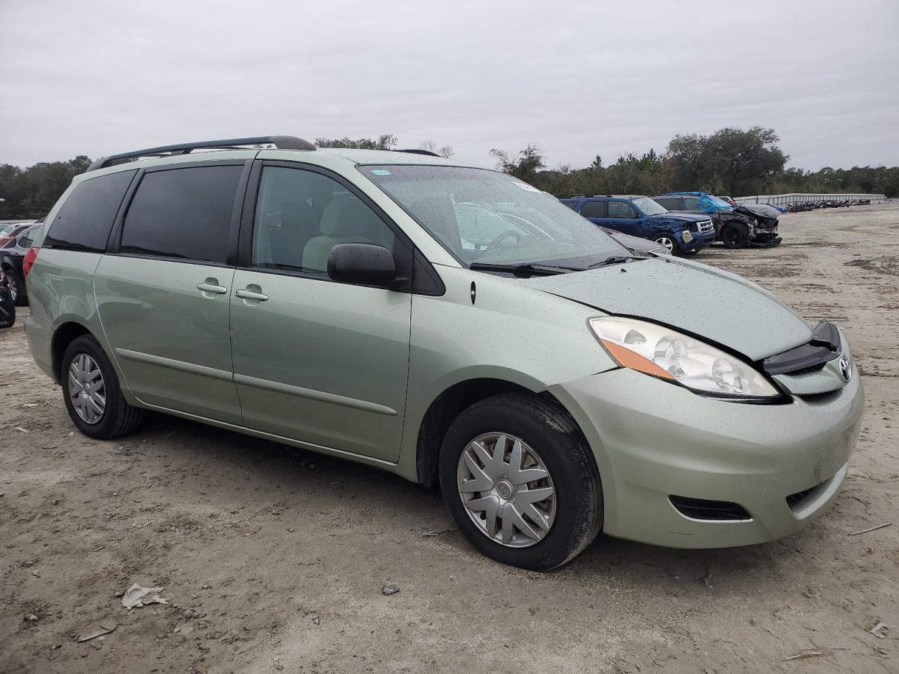 2008 Toyota Sienna - Image 4