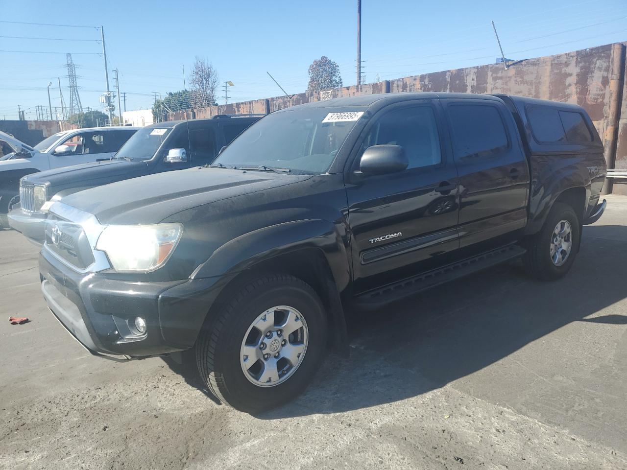 VIN 3TMLU4EN6FM188283 2015 TOYOTA TACOMA no.1