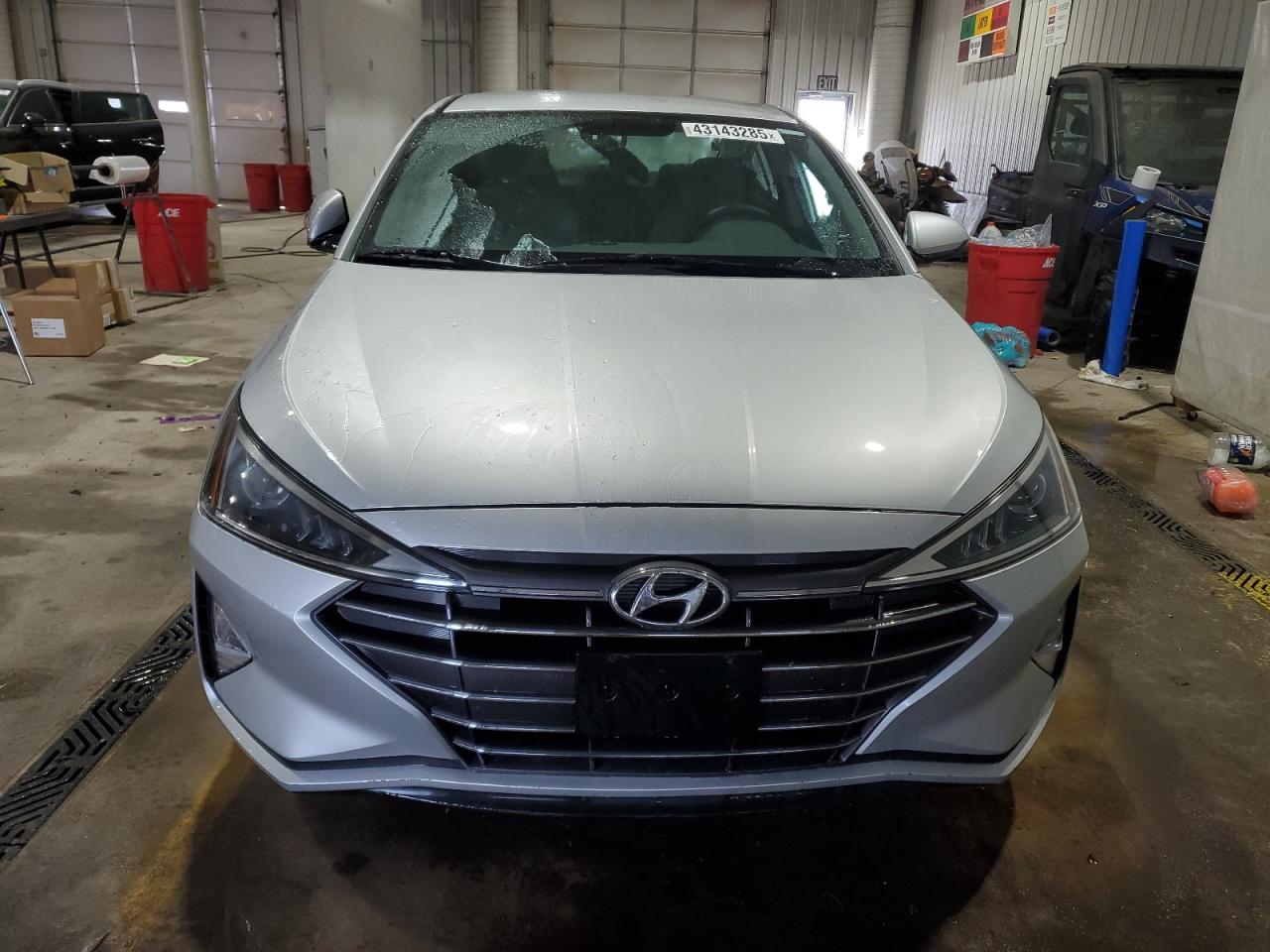 2019 Hyundai Elantra - Image 5