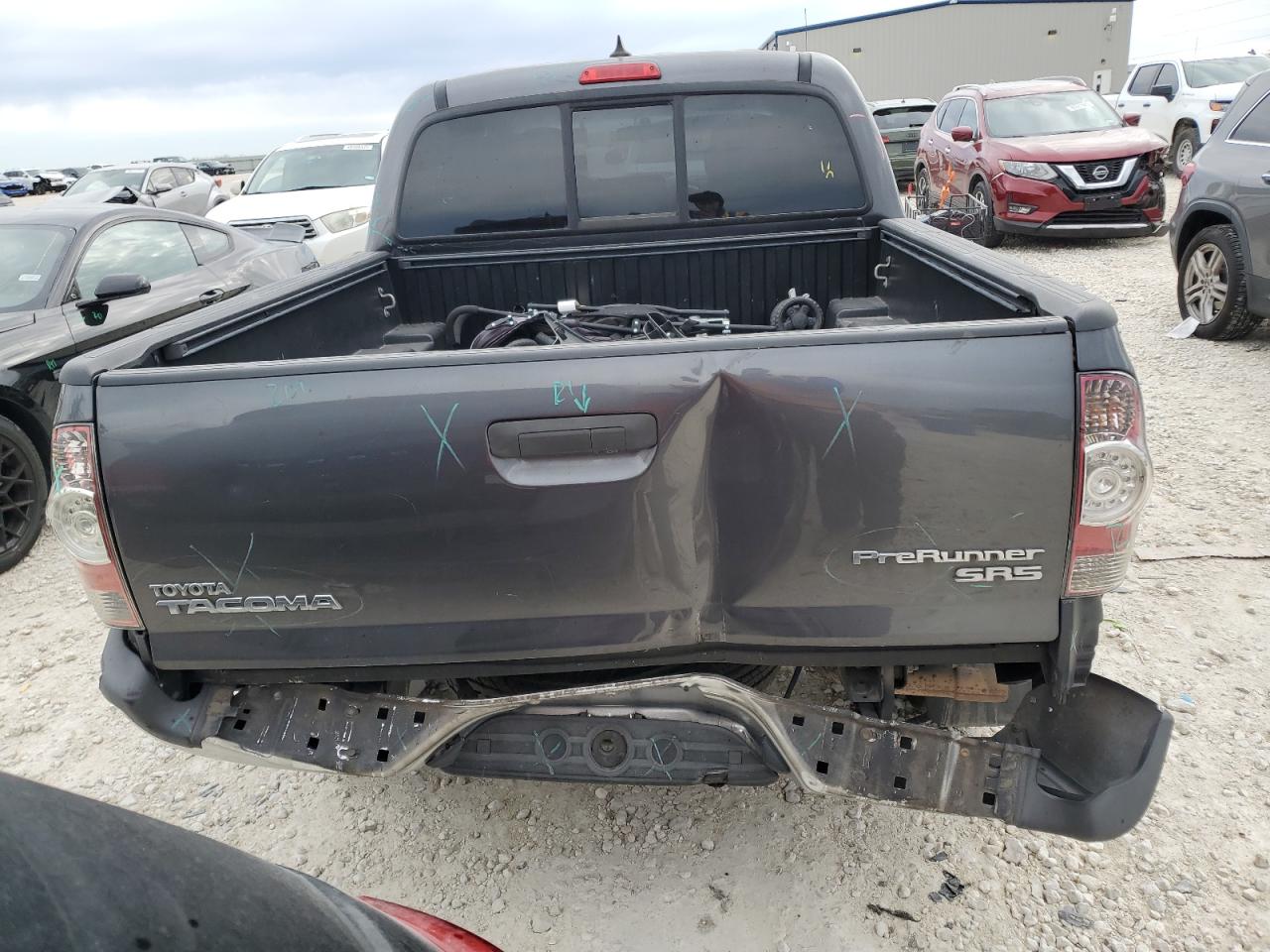 2015 Toyota Tacoma - Image 6