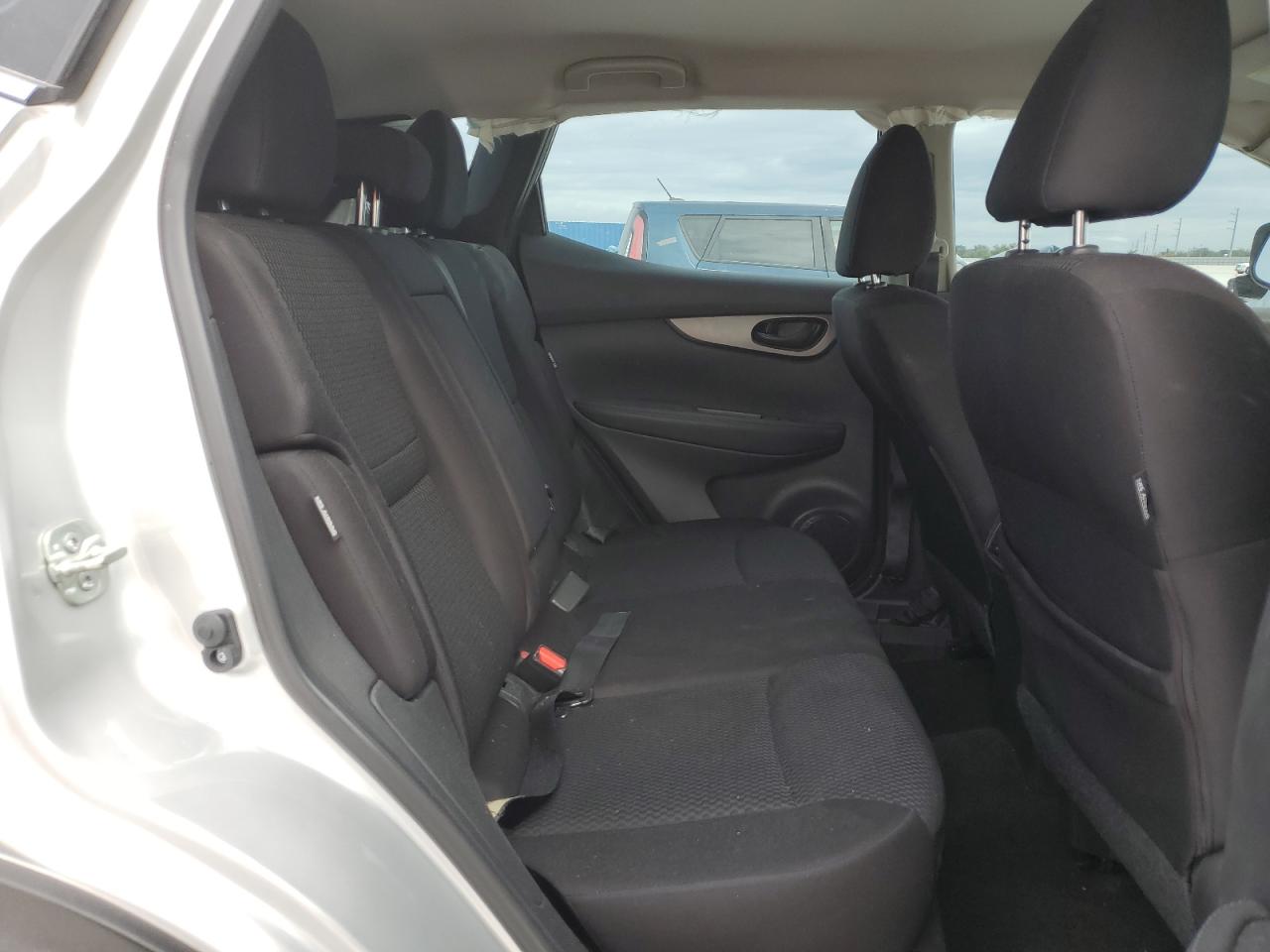 2020 Nissan Rogue - Image 11