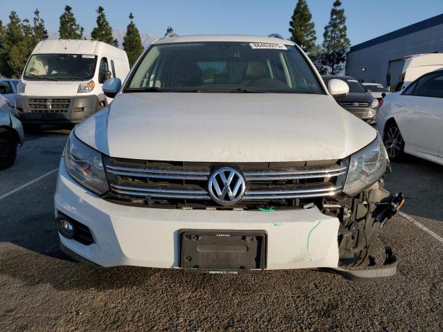  VOLKSWAGEN TIGUAN 2016 Белый