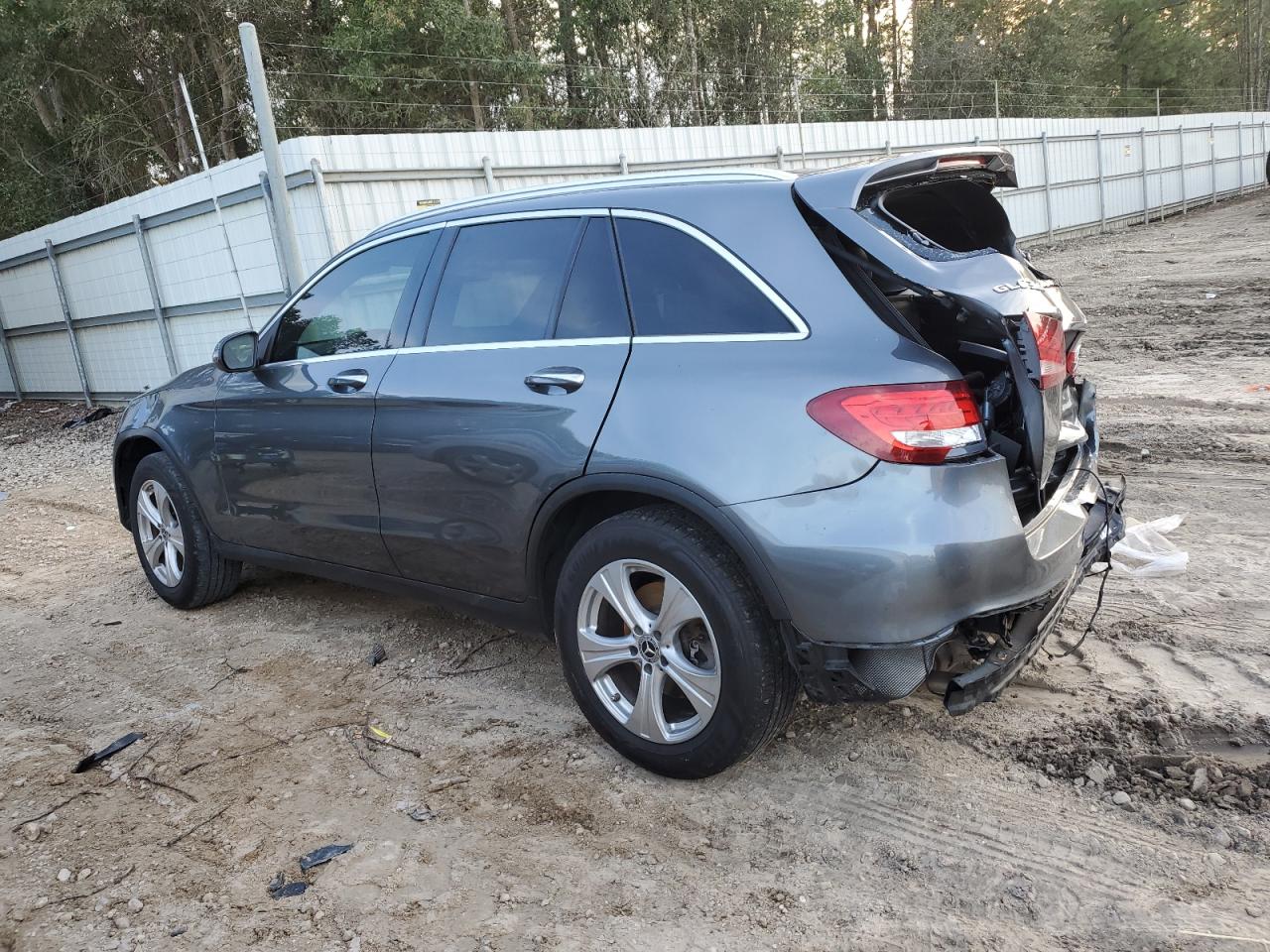 2017 Mercedes-Benz GLC - Image 2