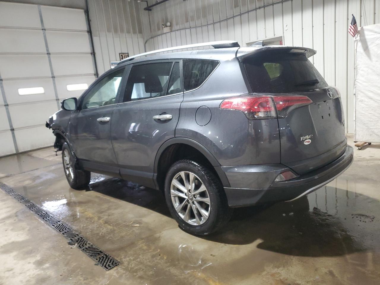 2017 Toyota RAV 4 - Image 2