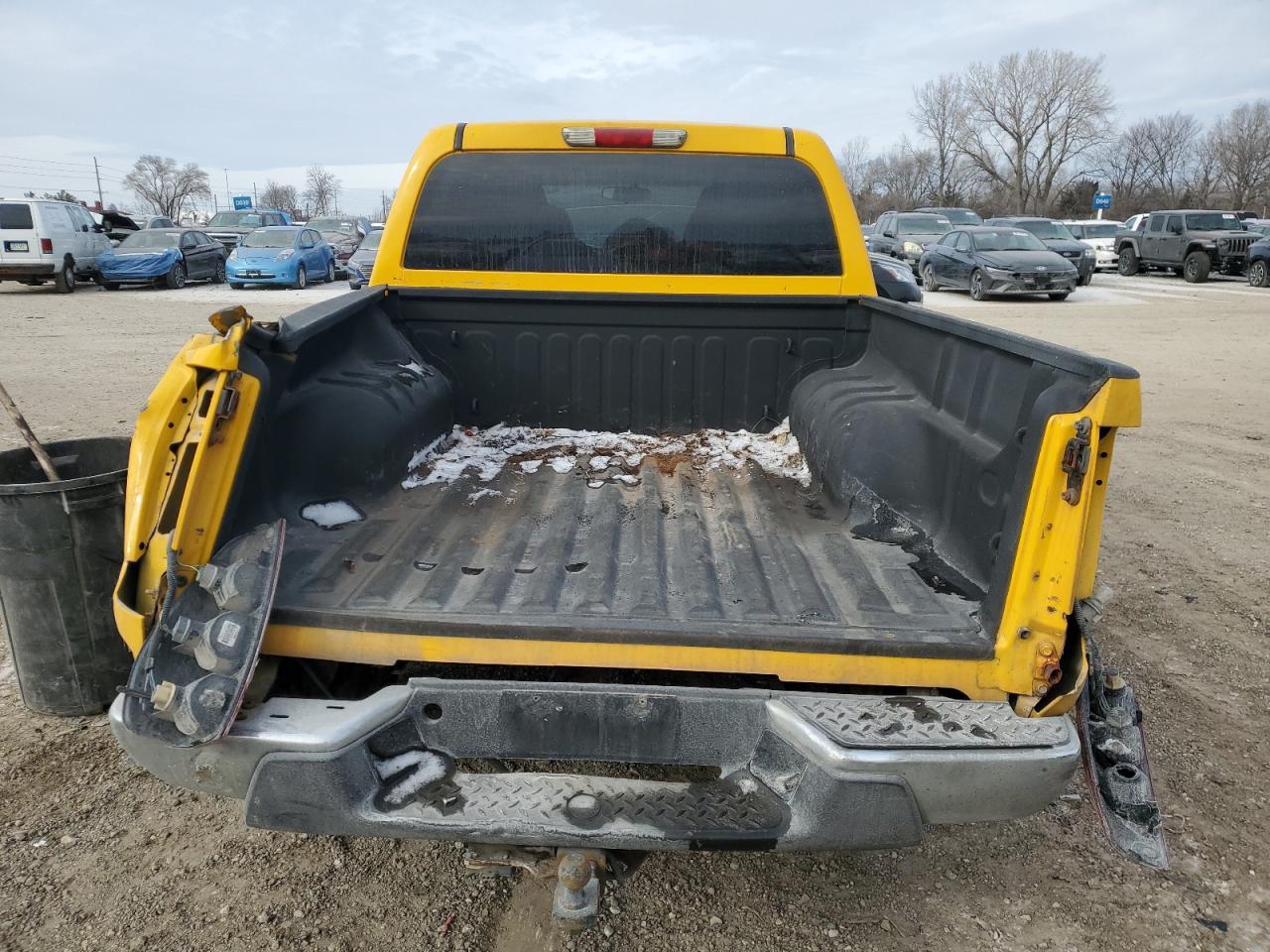 2005 Chevrolet Colorado - Image 6