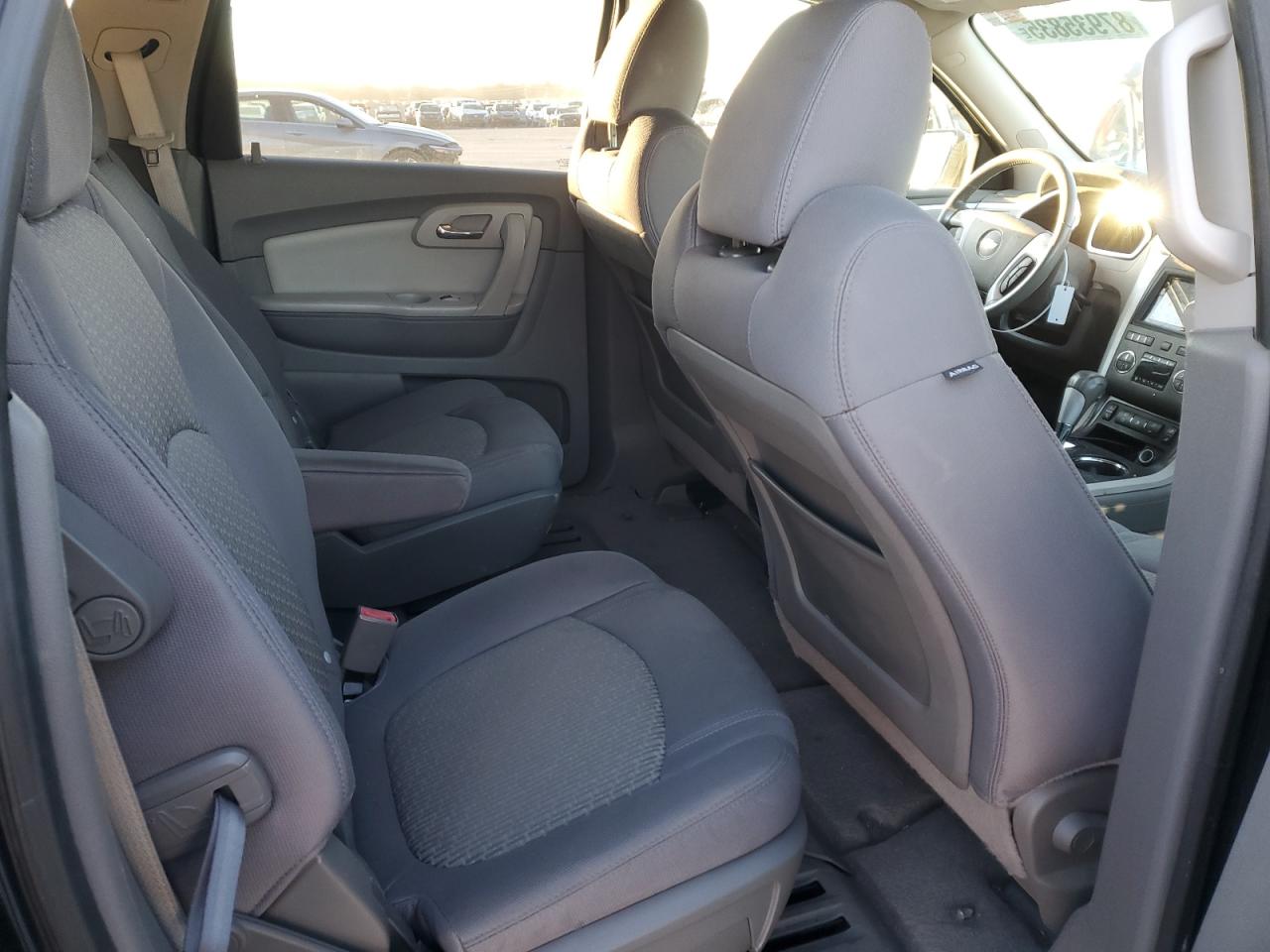 2012 Chevrolet Traverse - Image 10