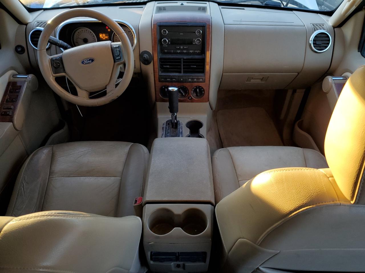 2008 Ford Explorer - Image 8