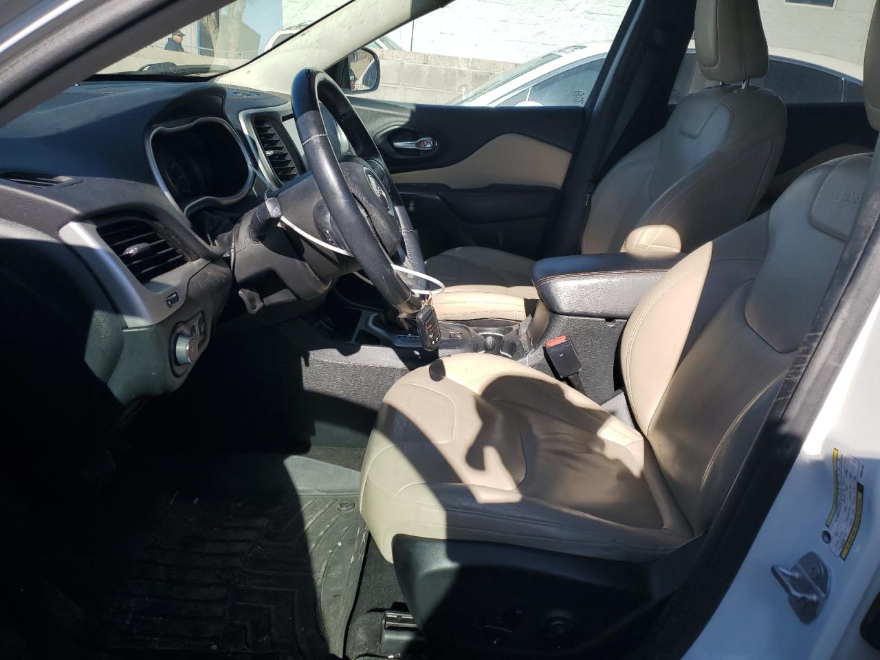 2015 Jeep Grand Cherokee - Image 7