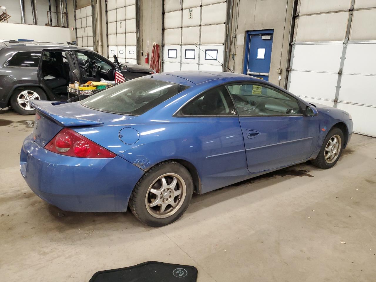 2002 Mercury Cougar - Image 3