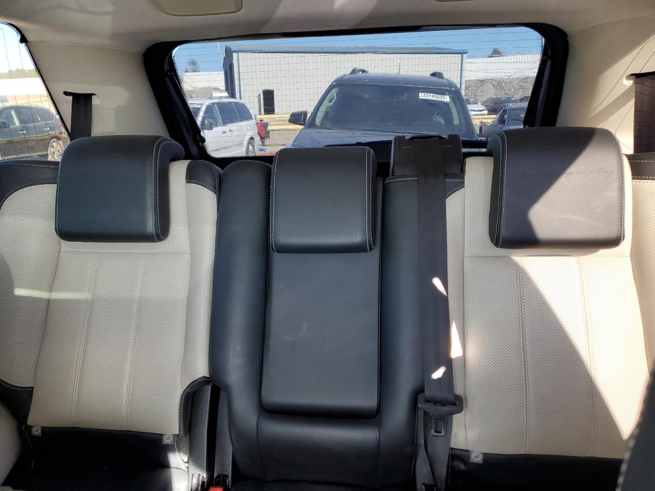 2010 Land Rover Range Rover - Image 10