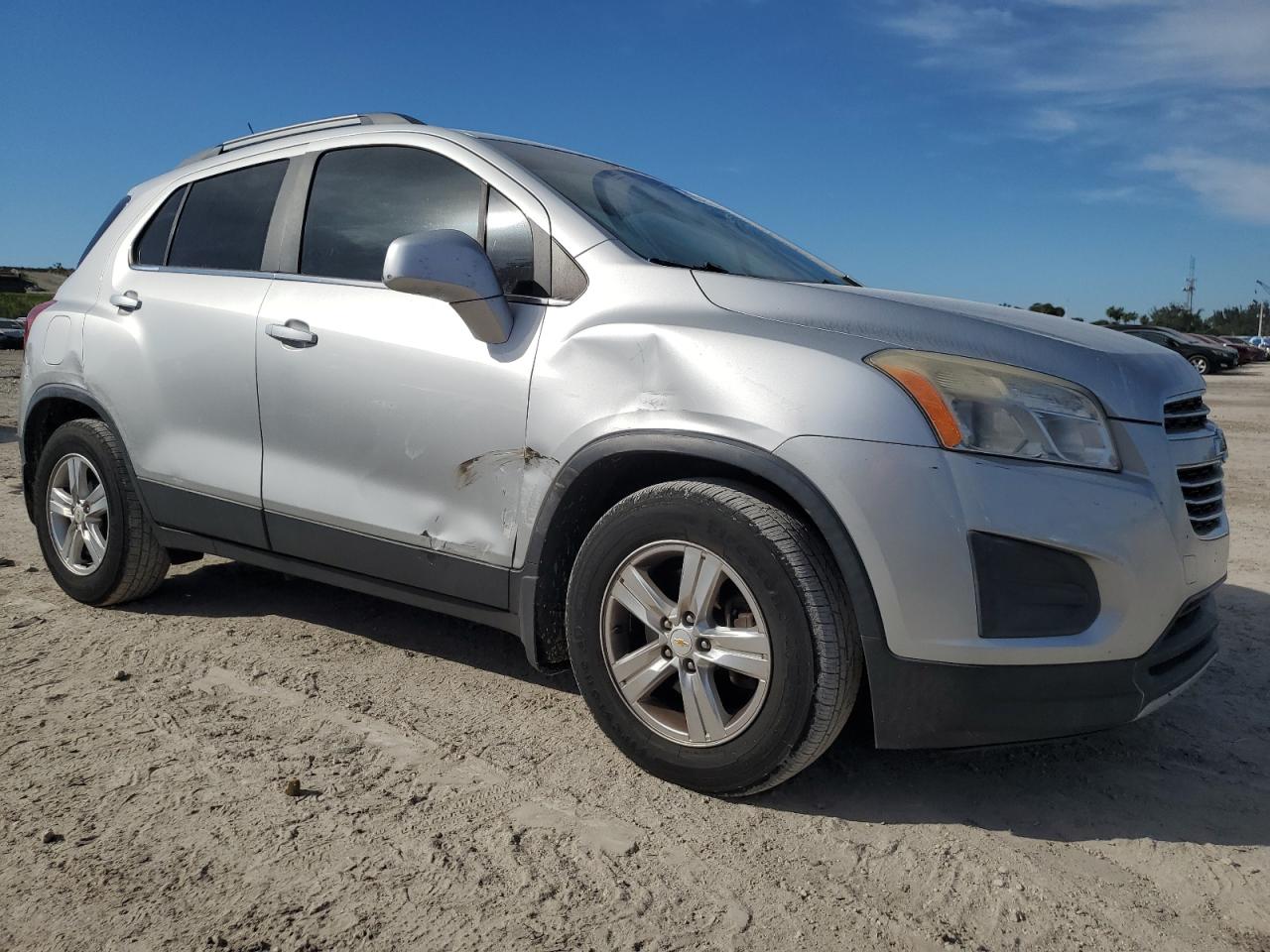 2016 Chevrolet Trax - Image 4