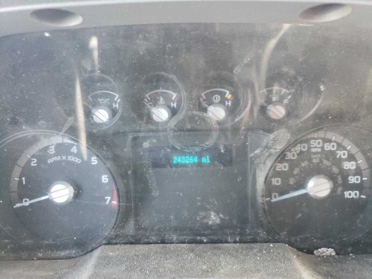 2015 Ford F250 - Image 9