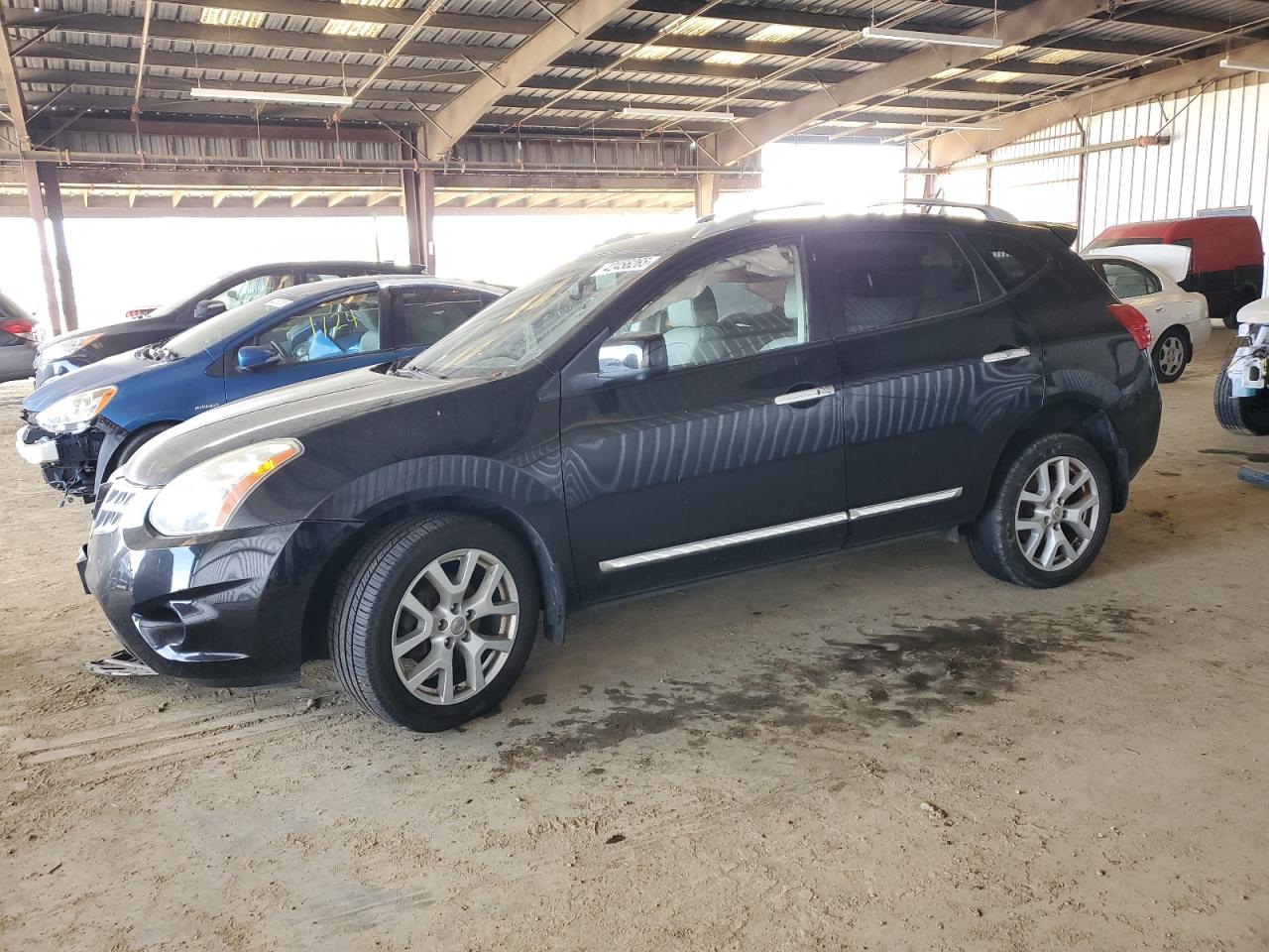 2013 Nissan Rogue - Image 1