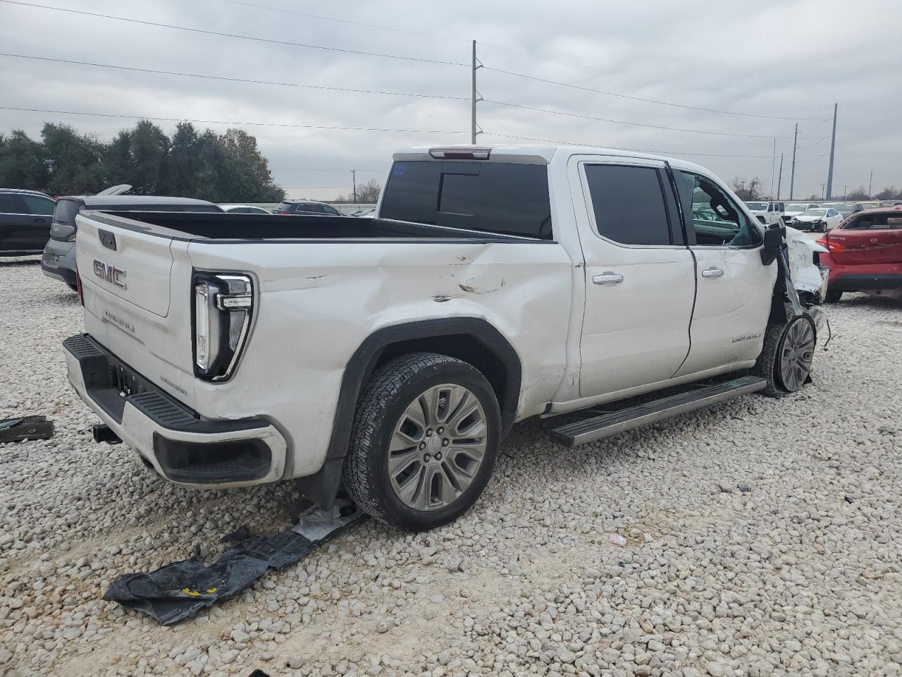 2022 GMC Sierra - Image 3