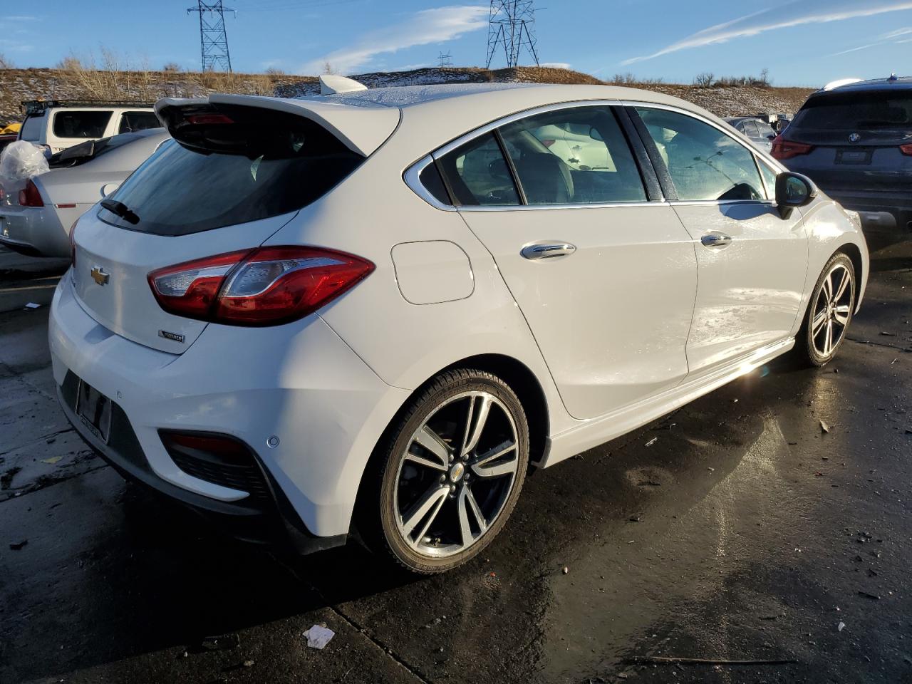 2017 Chevrolet Cruze - Image 3