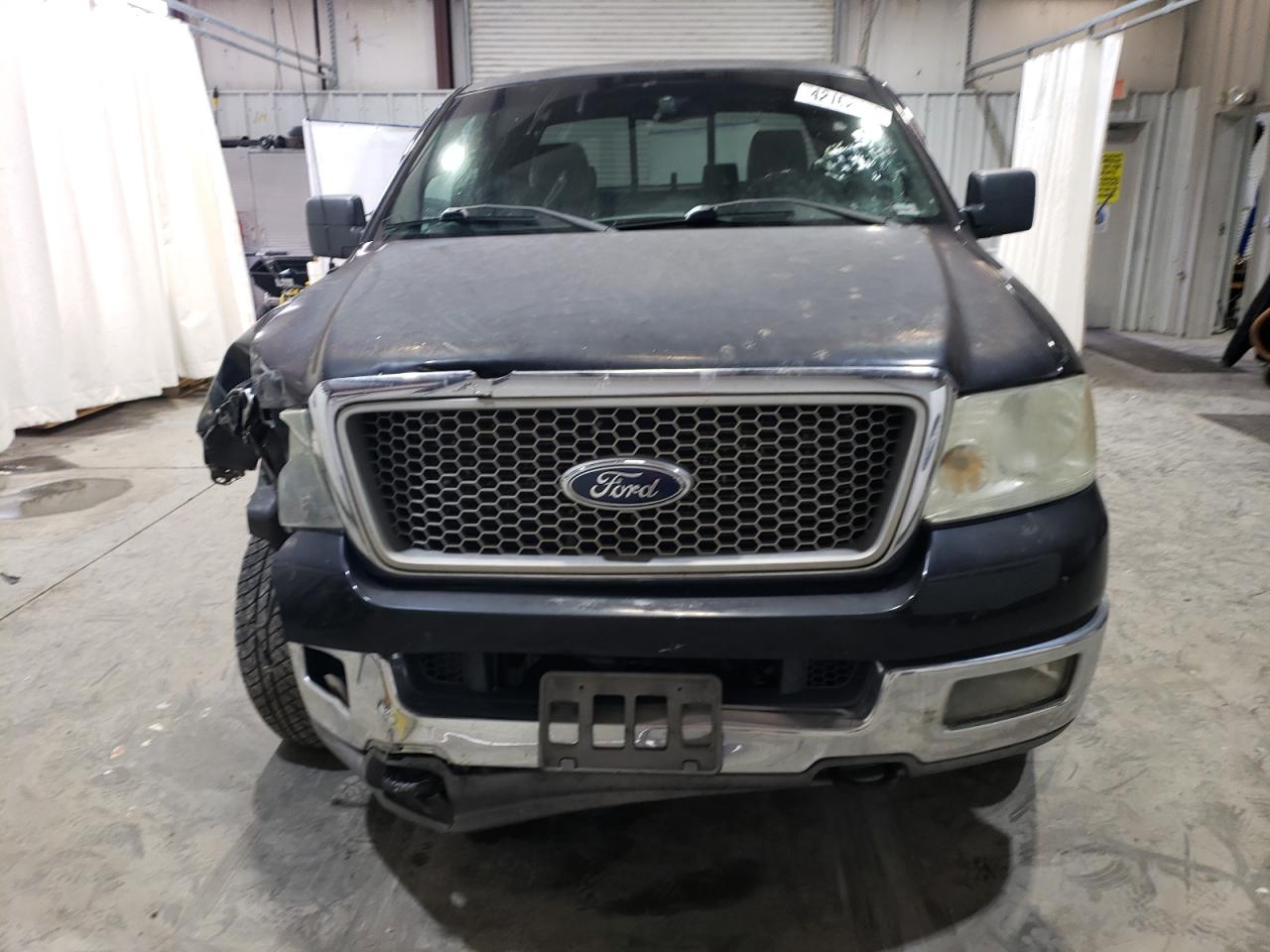 2004 Ford F-150 - Image 5