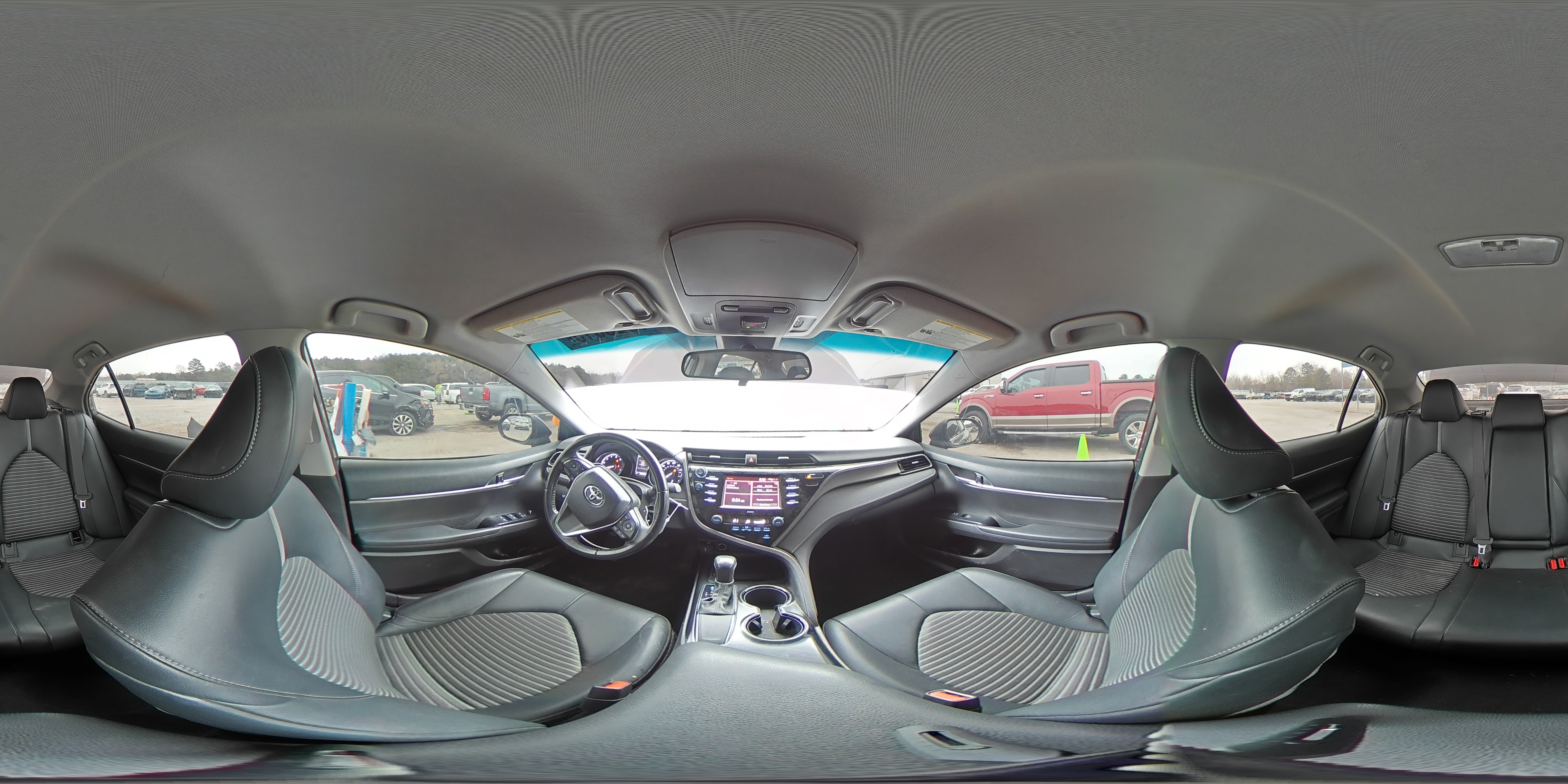 2020 Toyota Camry - Image 13