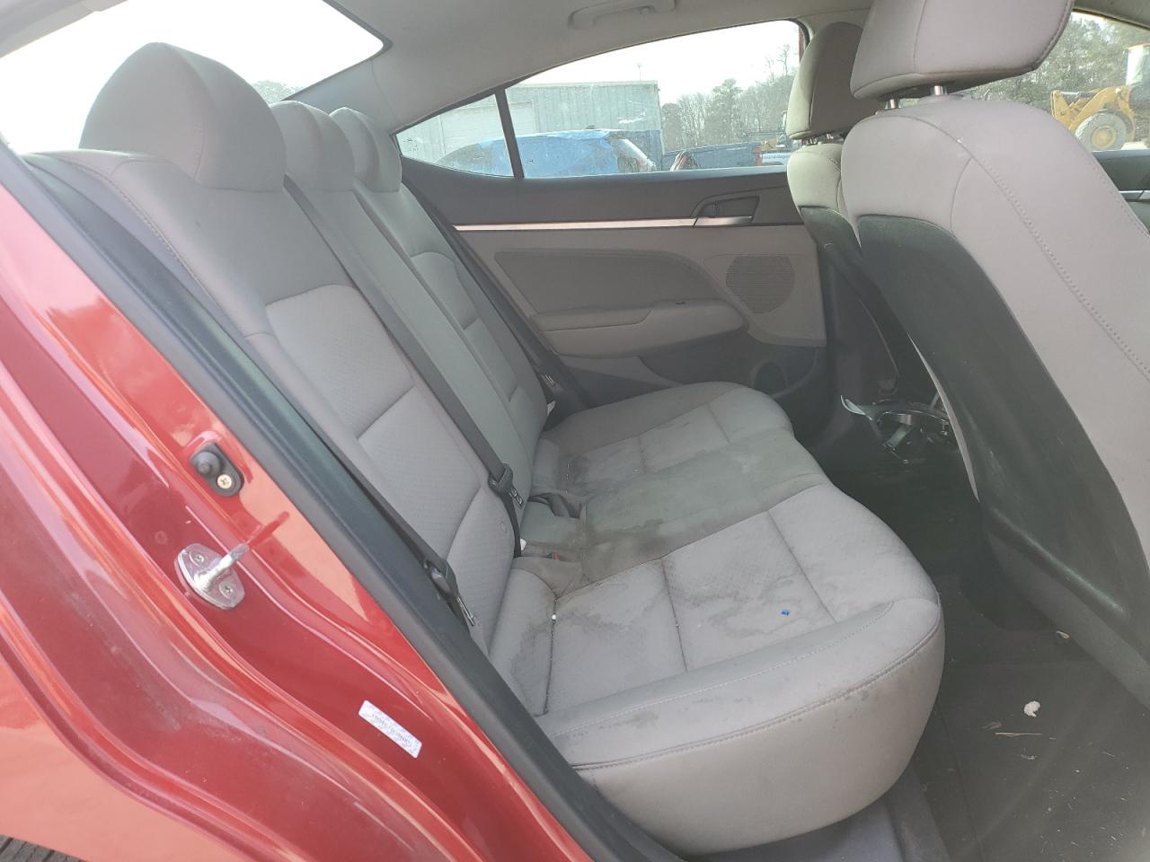 2019 Hyundai Elantra - Image 10