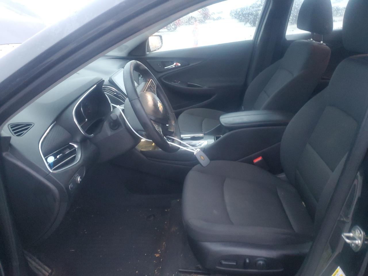 2017 Chevrolet Malibu - Image 7
