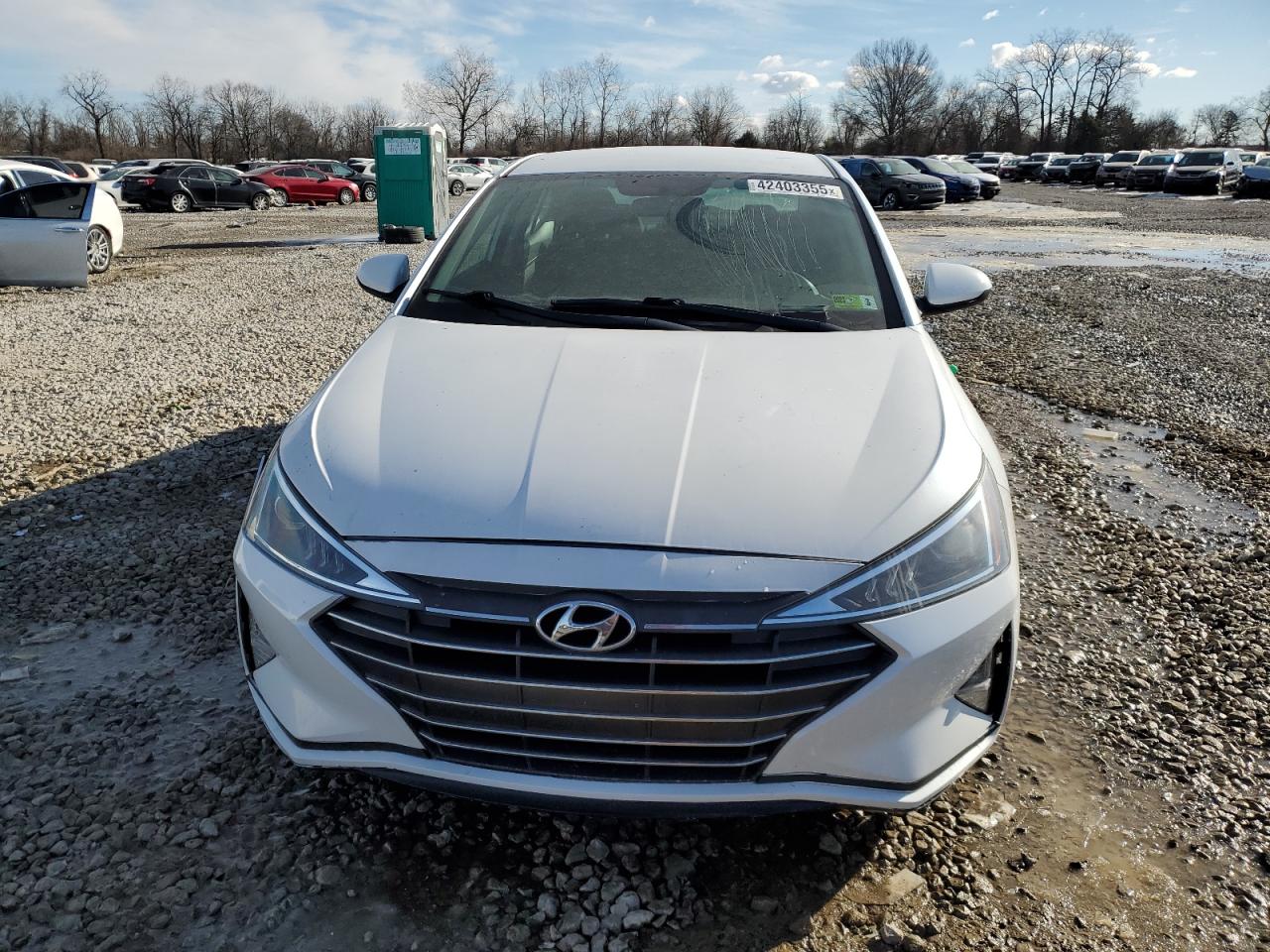 2019 Hyundai Elantra - Image 5