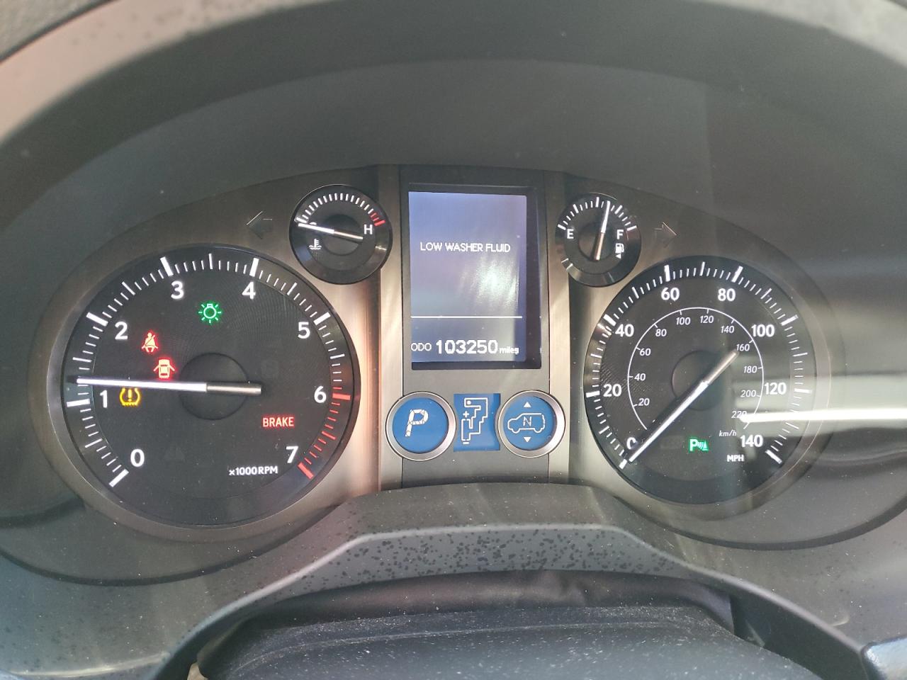 2017 Lexus GX - Image 9