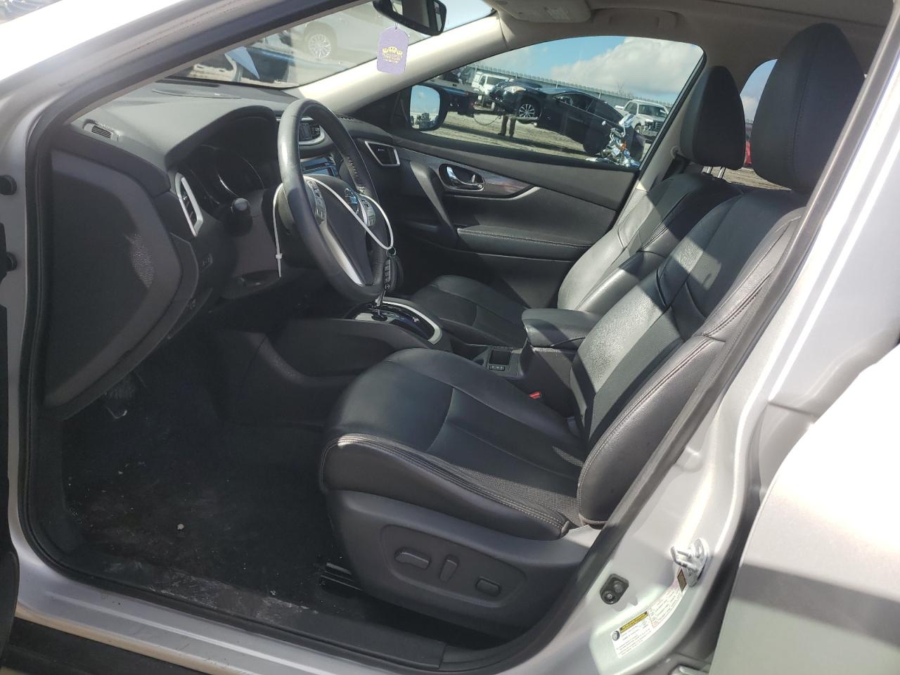 2015 Nissan Rogue - Image 7