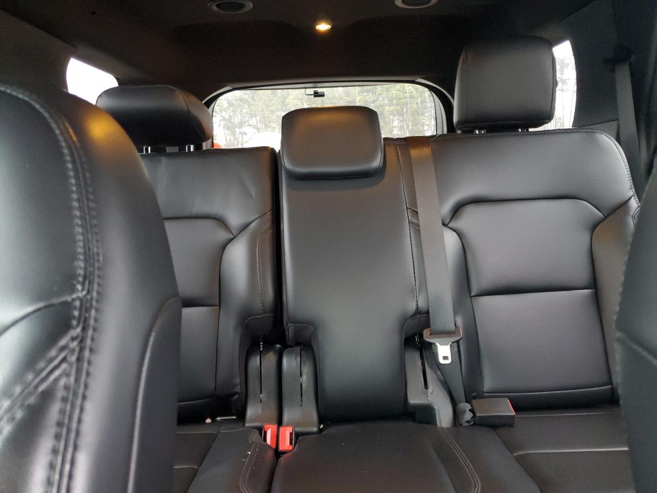 2019 Ford Explorer - Image 10