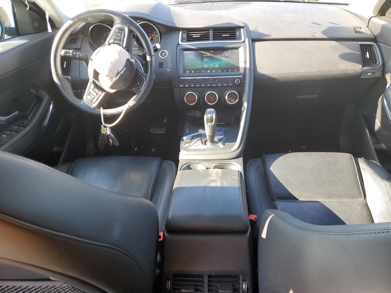 2019 Jaguar E-Pace - Image 8